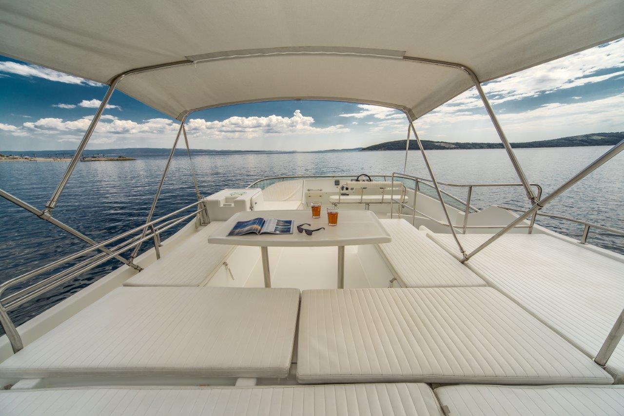 Immagine Lagoon power 44  