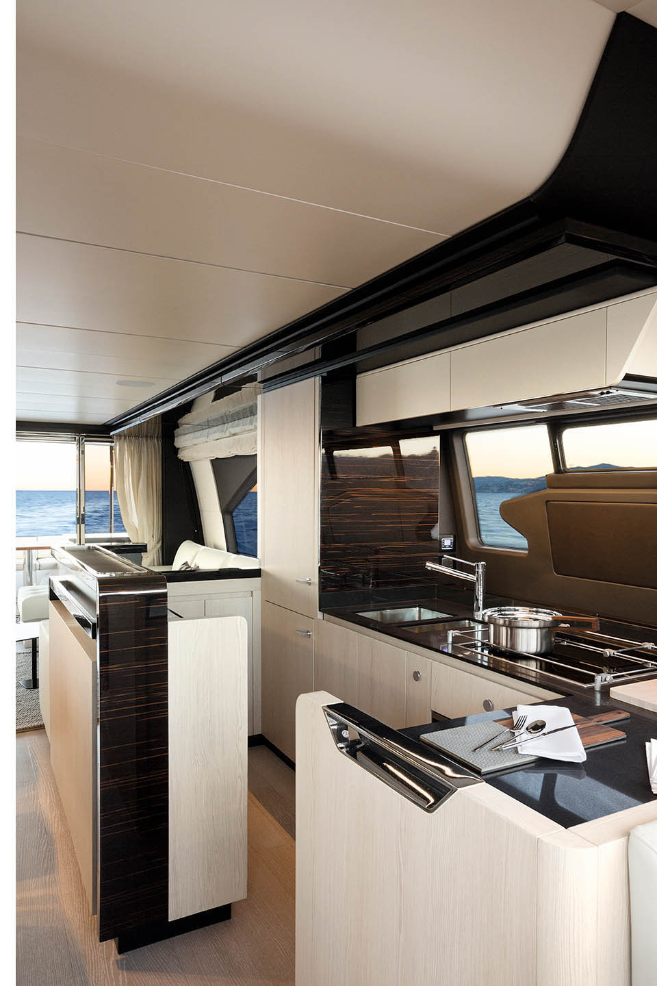 Immagine Azimut 72
