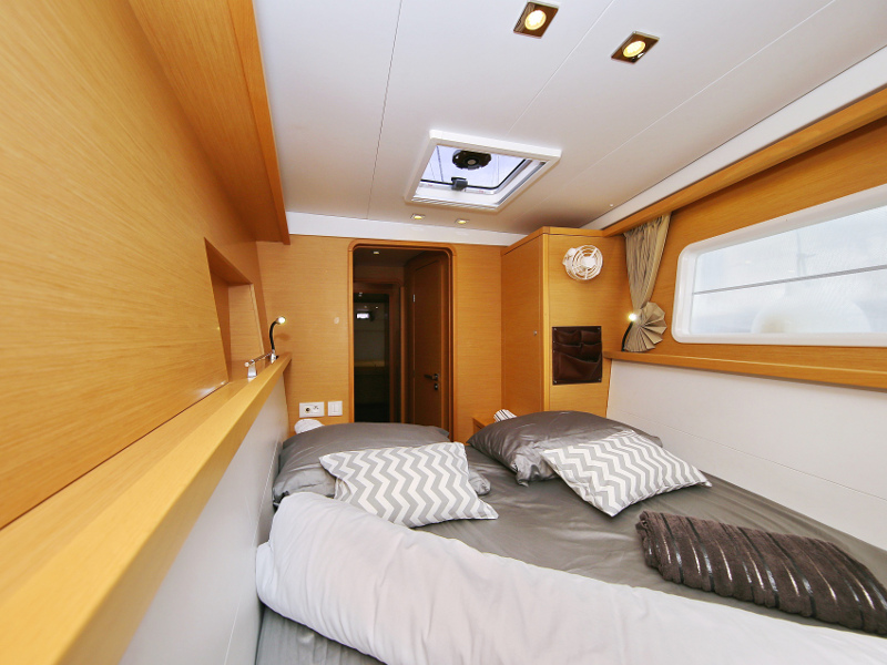 Immagine Lagoon 450