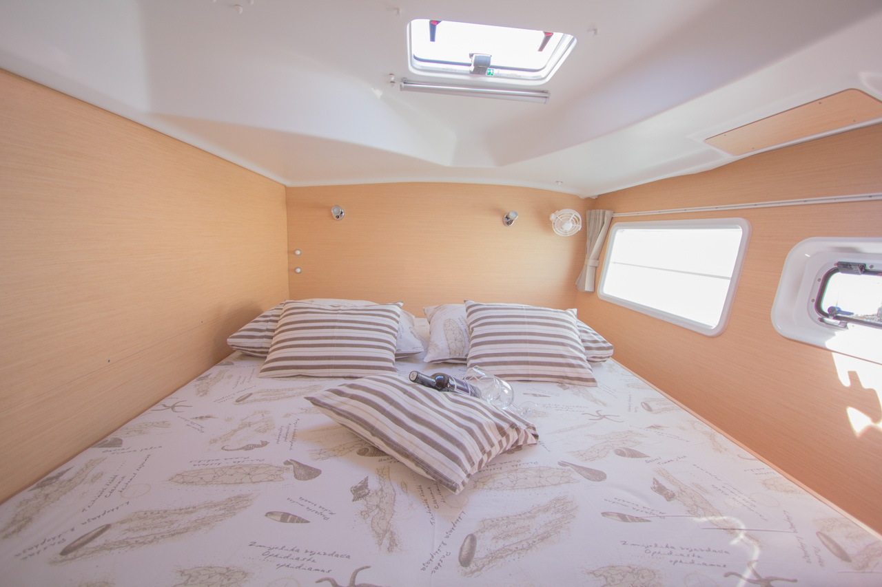 Immagine Lagoon 380 