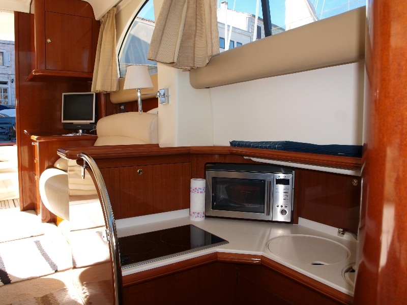 Immagine Jeanneau Prestige 36 Fly