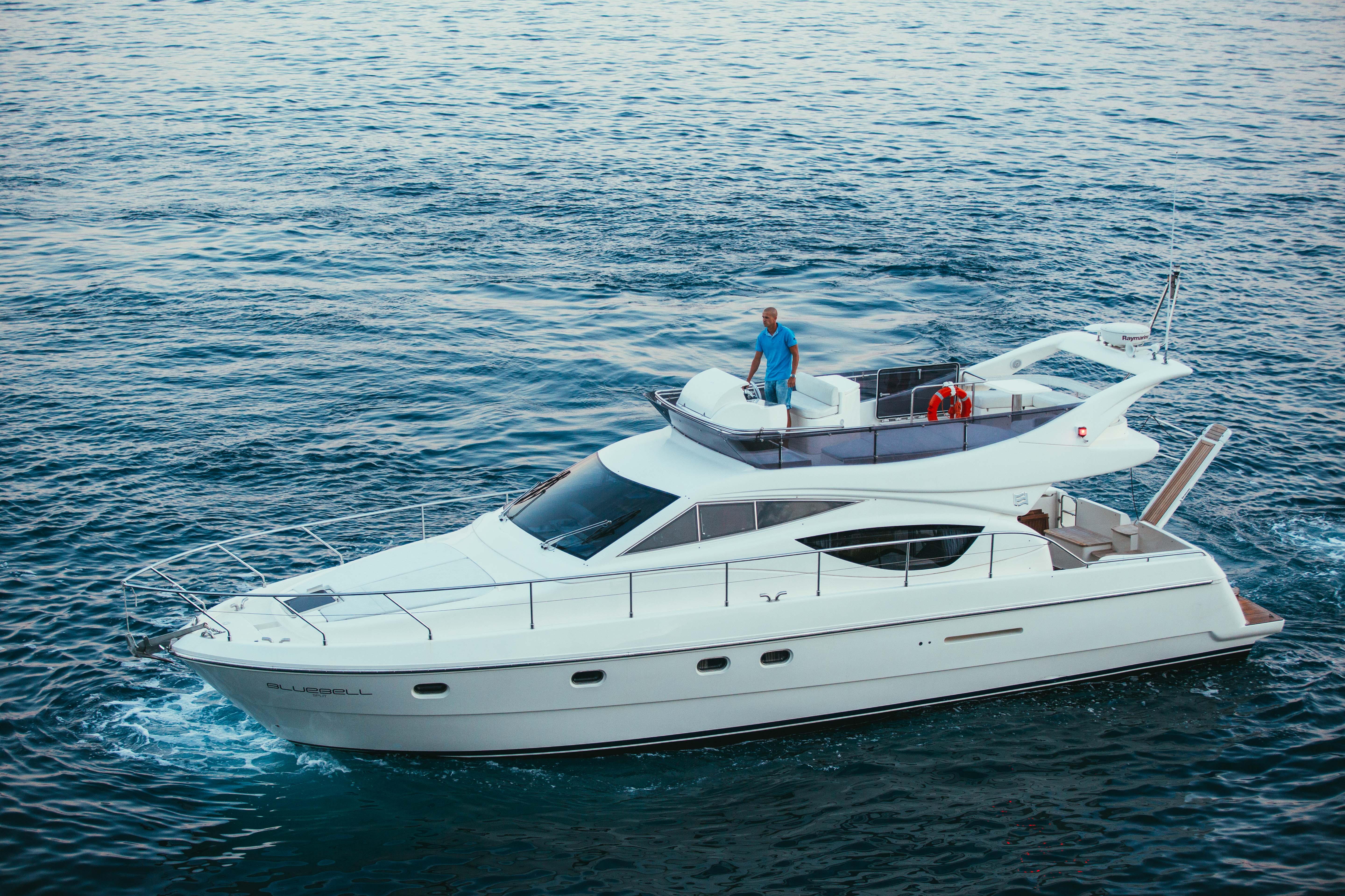 Immagine Ferretti 460
