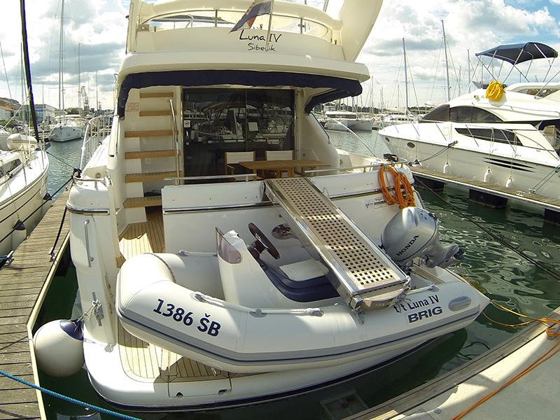 Immagine Fairline Phantom 50