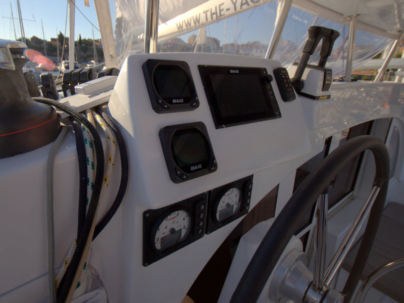Immagine Lagoon 380
