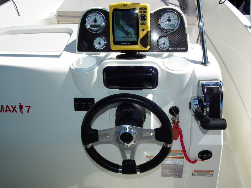 Immagine Quicksilver activ 605 open