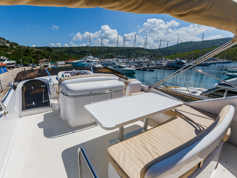 Immagine Fairline 65 Squadron