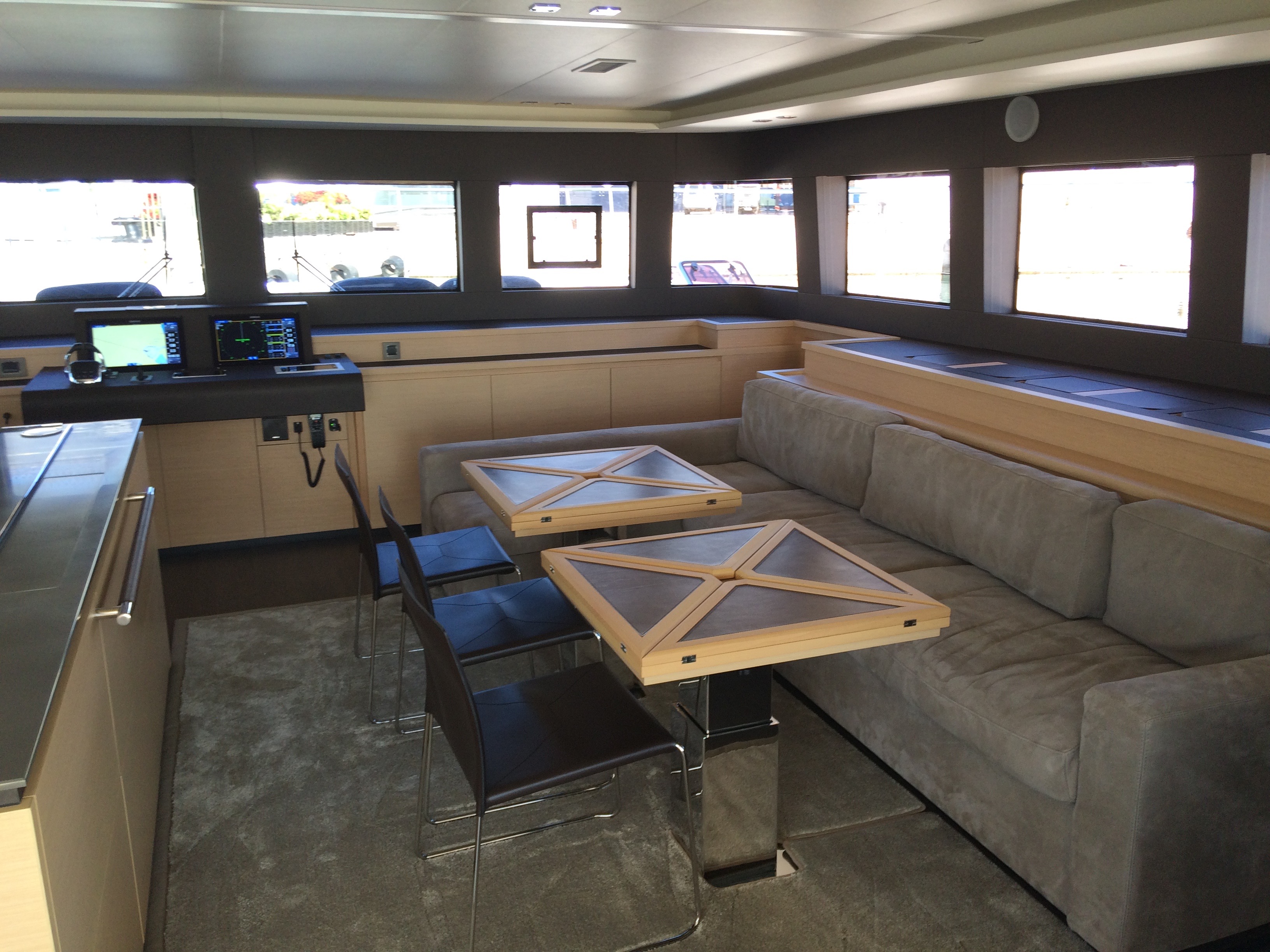 Immagine Lagoon 630 Power