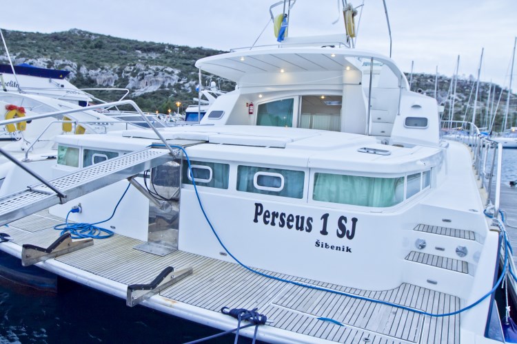 Immagine Lagoon Powercat 43