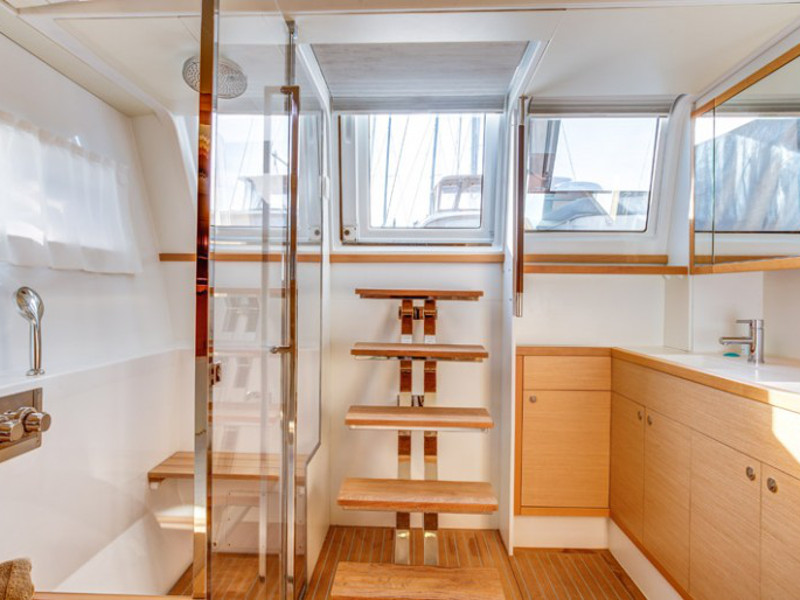 Immagine Lagoon 620 Luxury