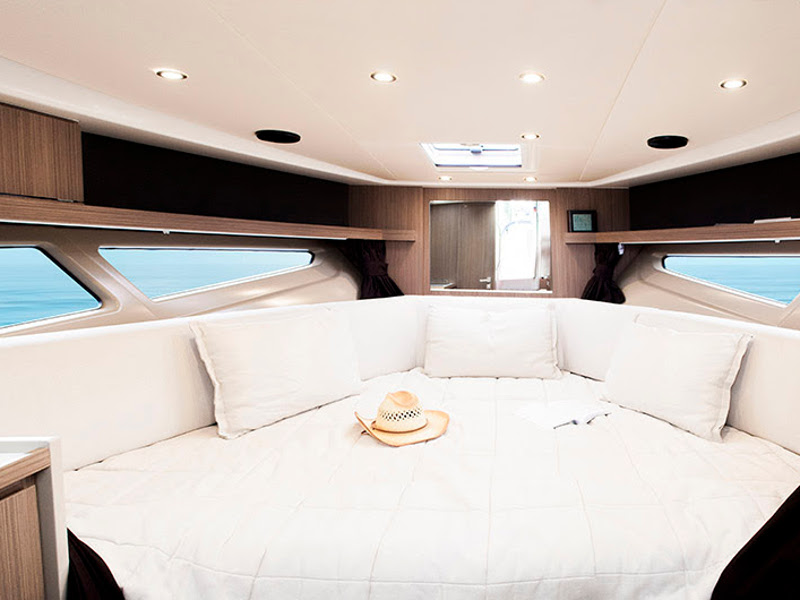 Immagine Azimut Atlantis 34
