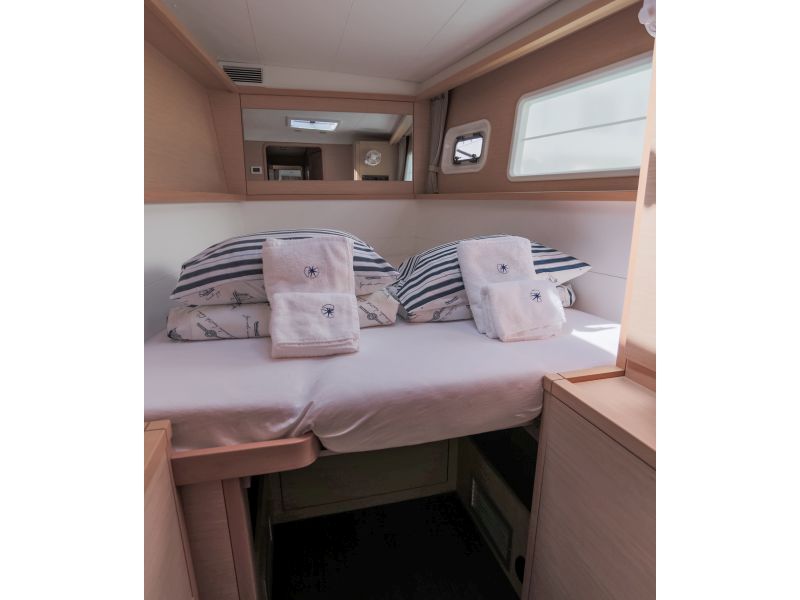 Immagine Lagoon 450
