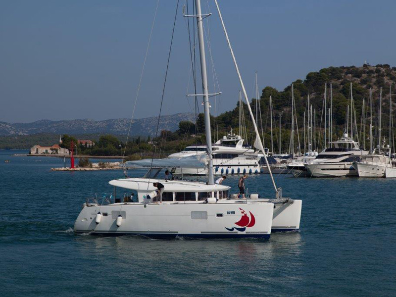 Immagine Lagoon 400