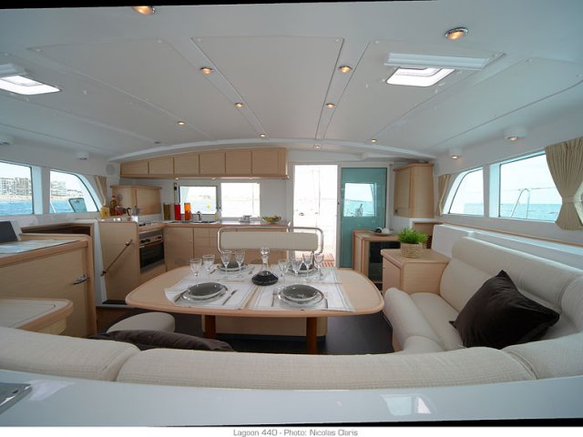 Immagine Lagoon 440 