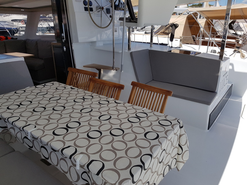 Immagine Fountaine Pajot Lucia 40