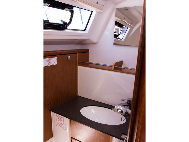 Immagine Bavaria Cruiser 37