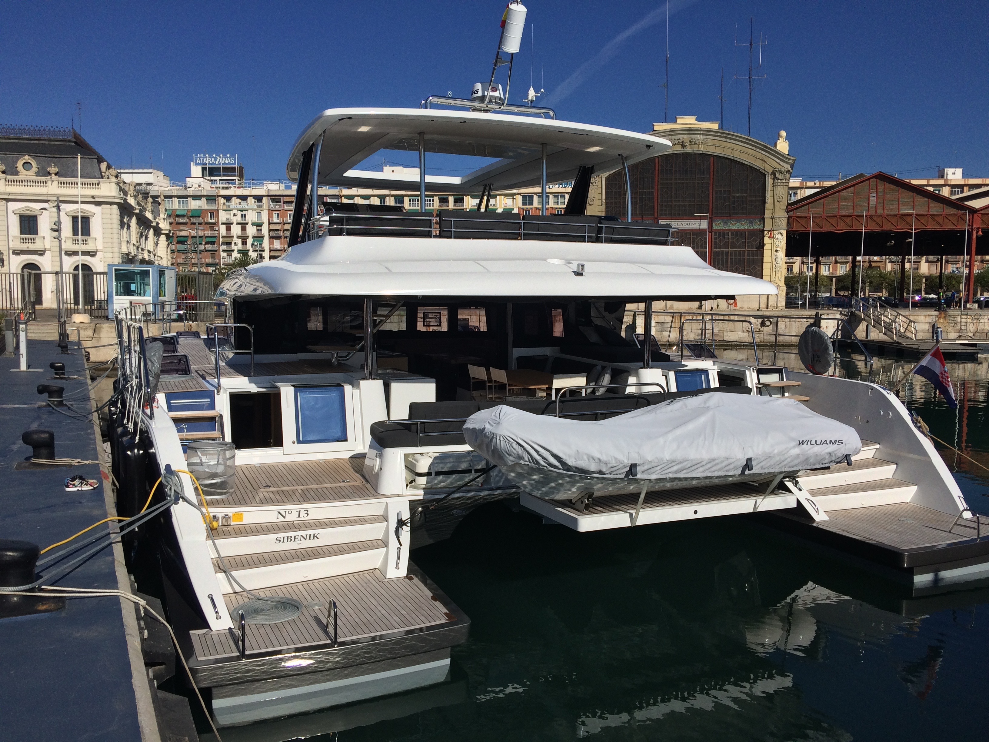 Immagine Lagoon 630 Power
