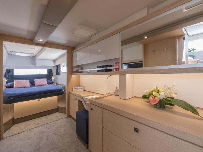 Immagine Fountaine Pajot Saona 47