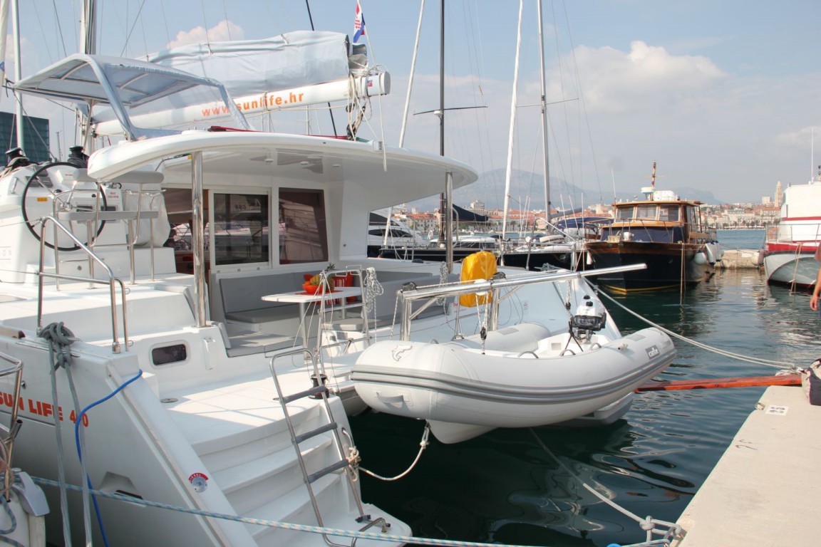 Immagine Lagoon 400