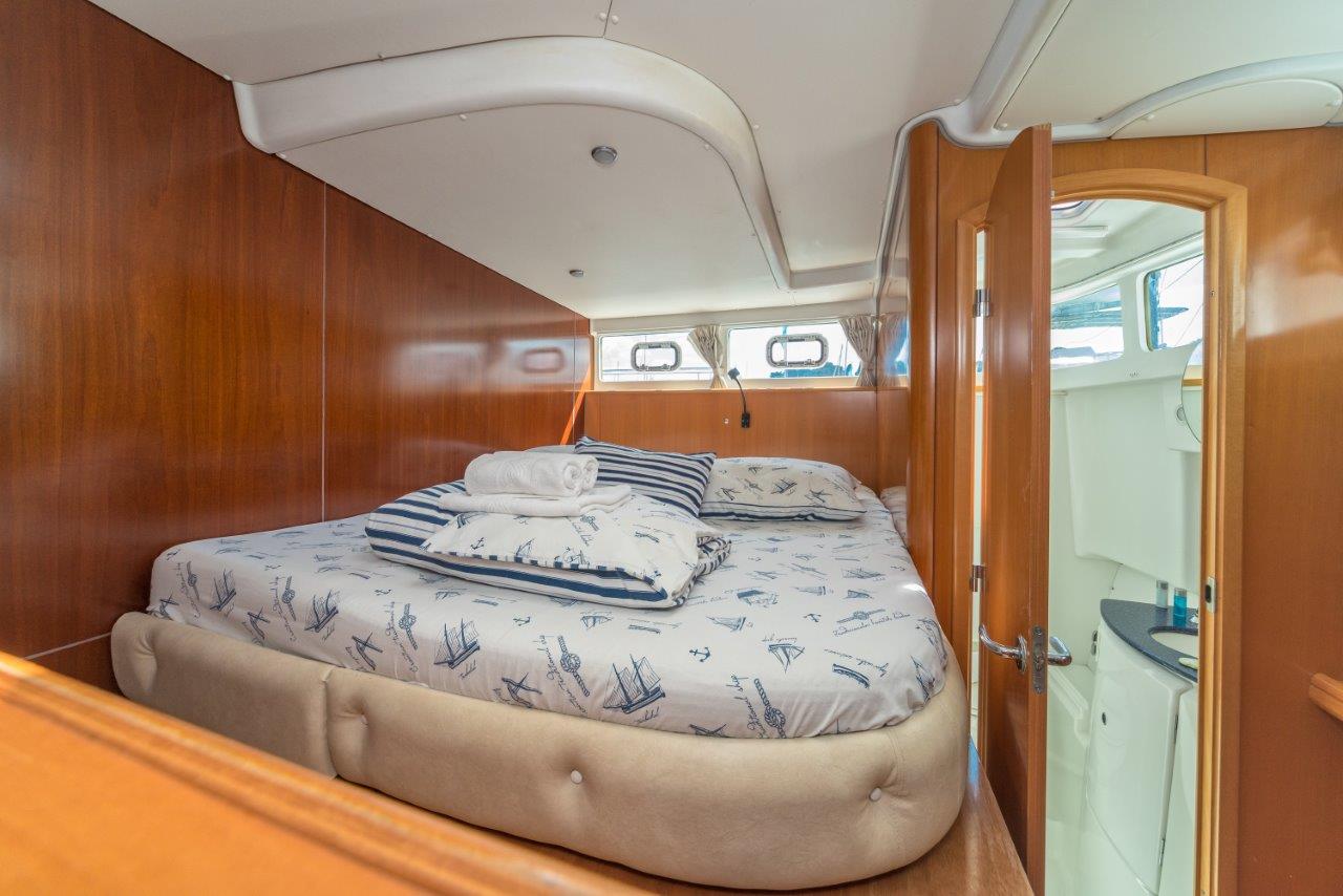 Immagine Lagoon power 44  