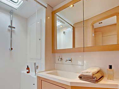 Immagine Lagoon 450