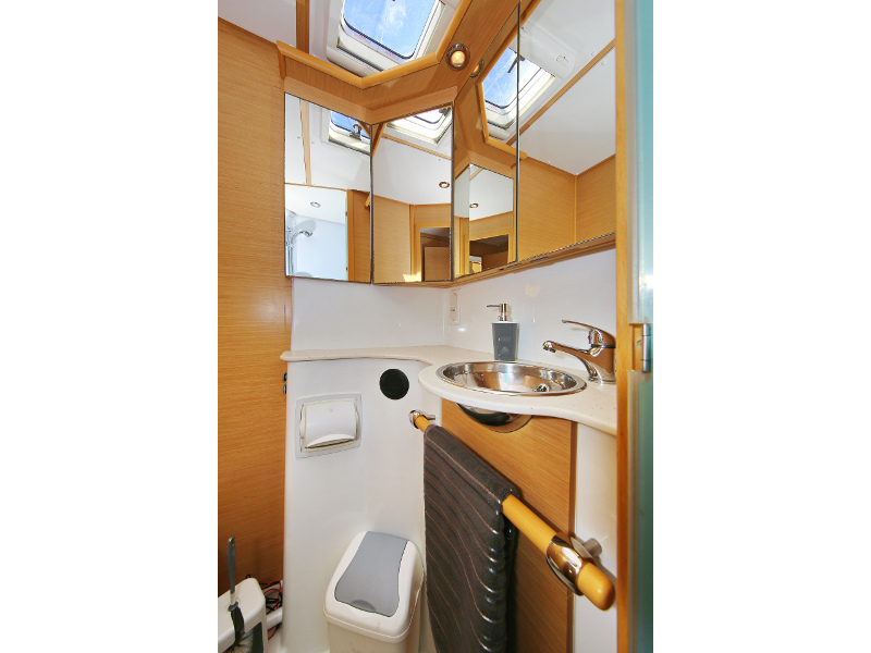 Immagine Lagoon 500