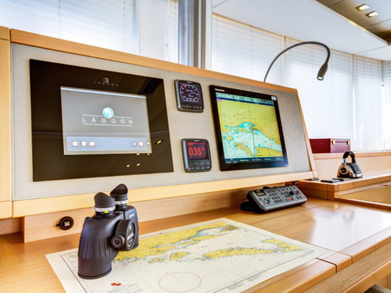 Immagine Lagoon 620 Luxury