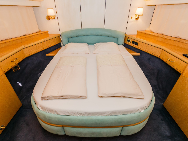 Immagine Fairline 65 Squadron