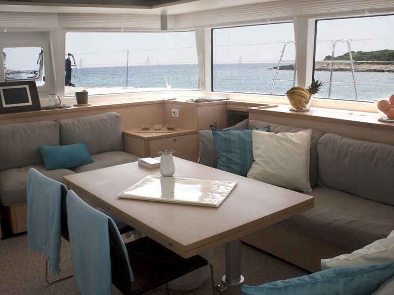 Immagine Lagoon 560 S2