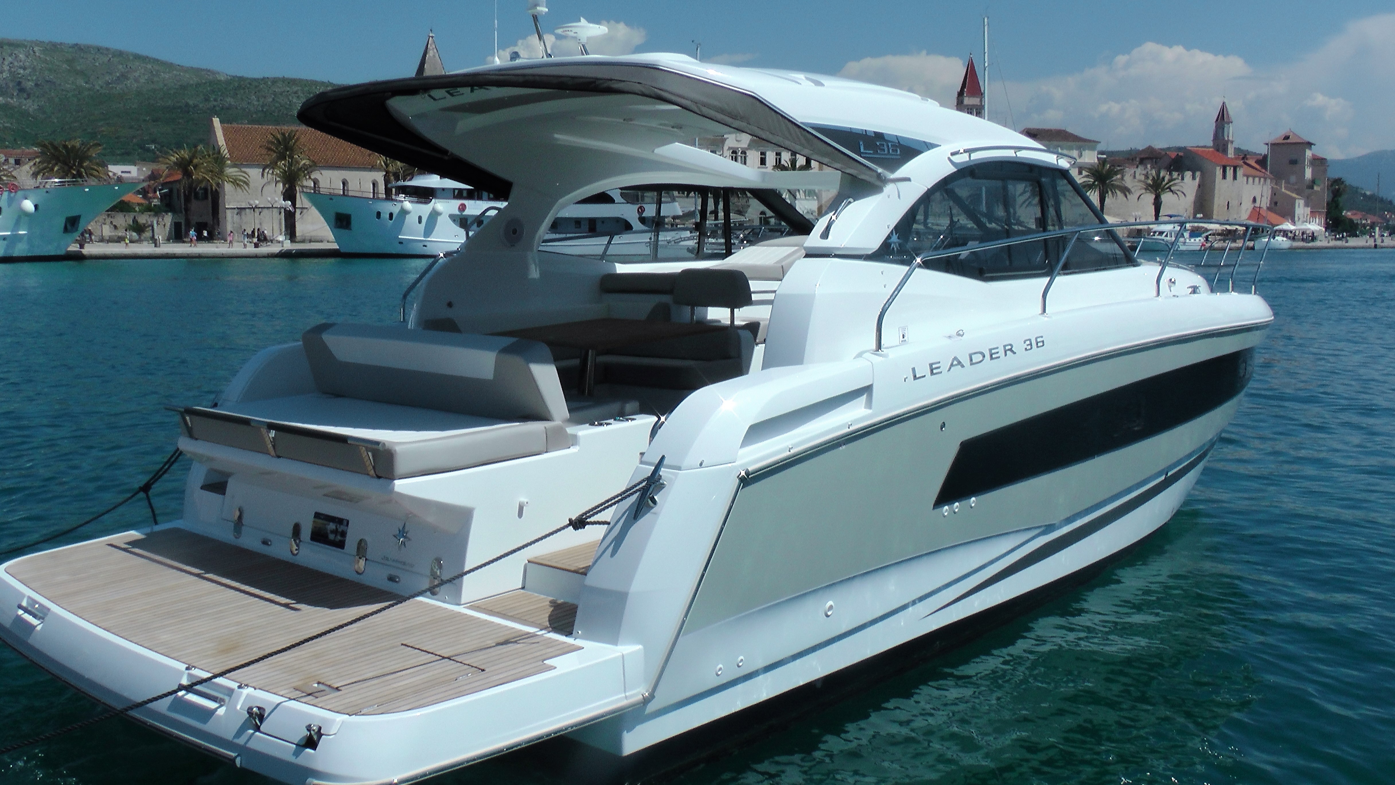 Immagine Jeanneau Leader 36