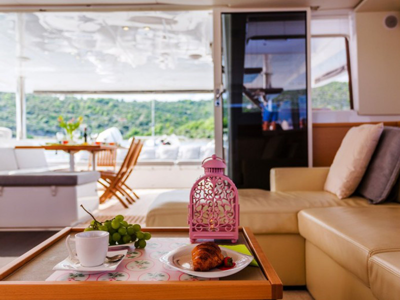 Immagine Lagoon 620 Luxury
