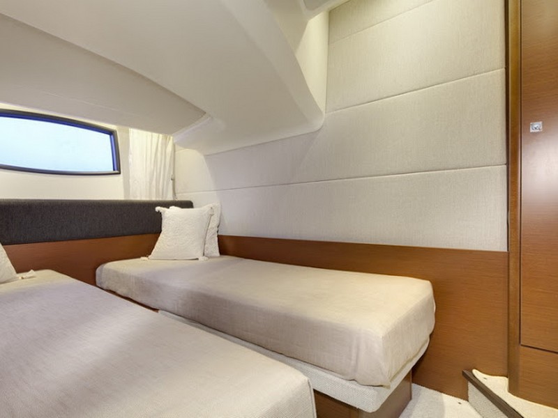 Immagine Jeanneau Prestige 38 S HT