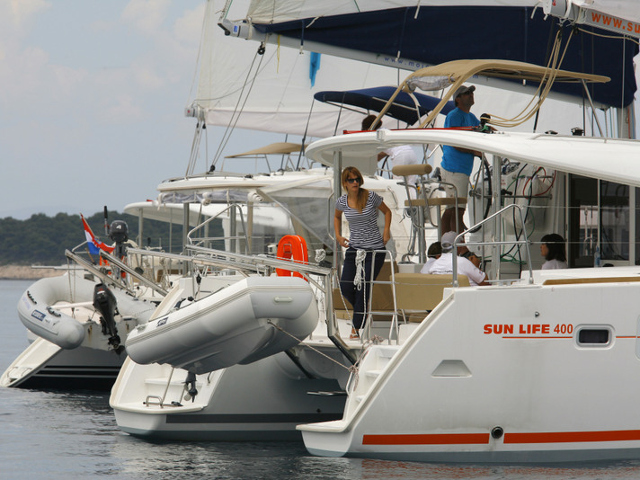 Immagine Lagoon 400