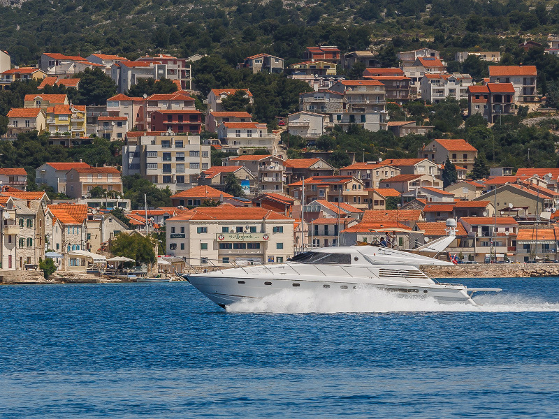 Immagine Fairline 65 Squadron