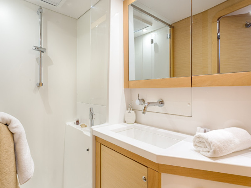 Immagine Lagoon 450 Luxury