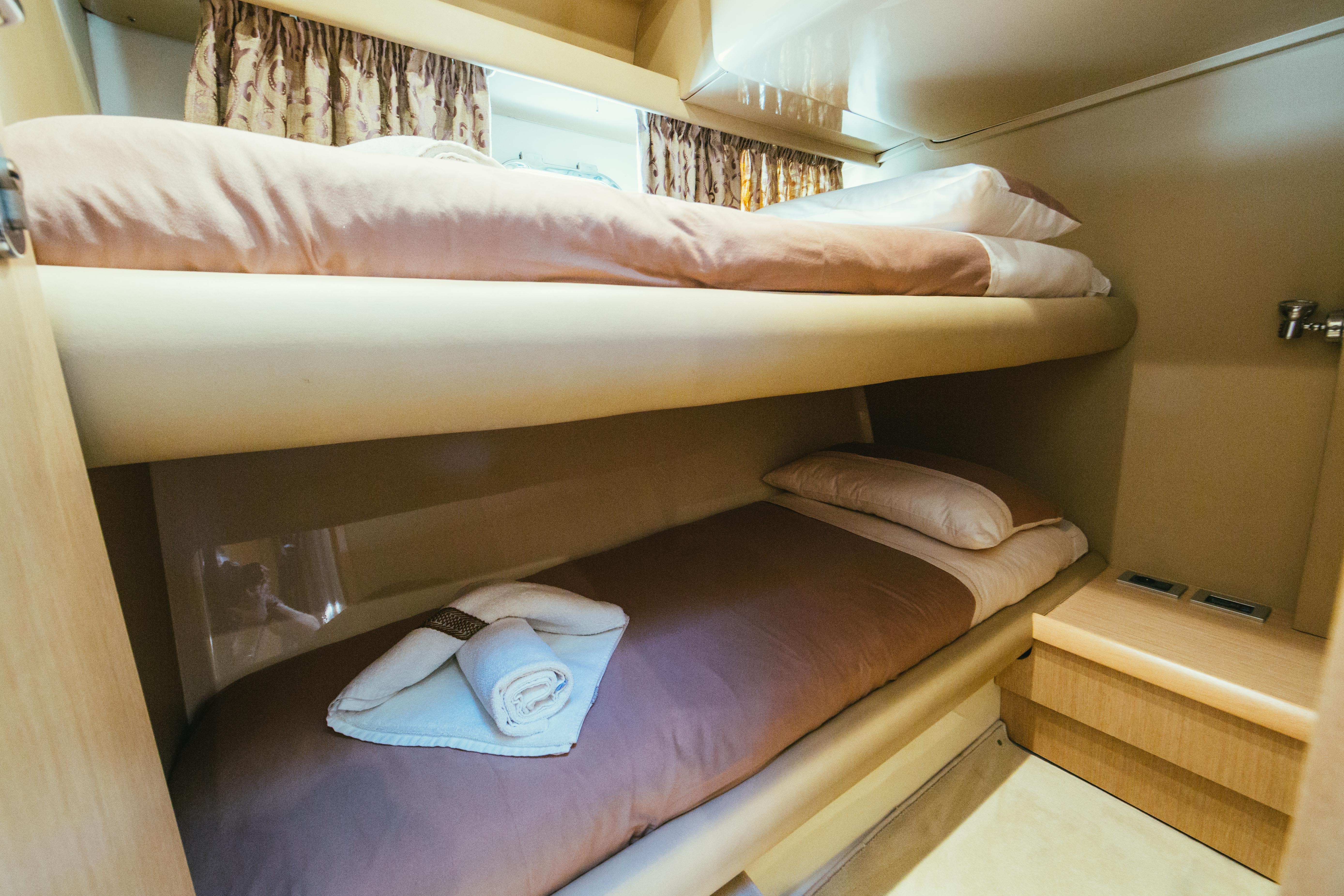 Immagine Ferretti 460