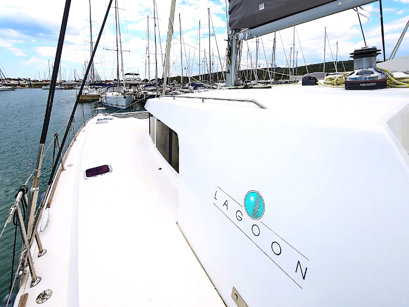 Immagine Lagoon 500