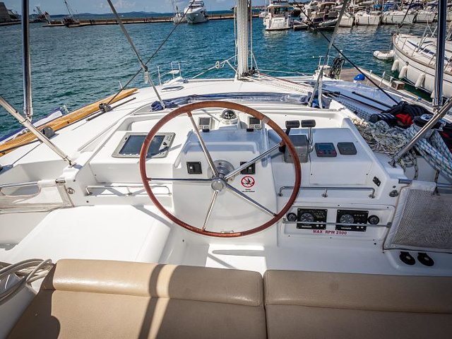 Immagine Lagoon 440