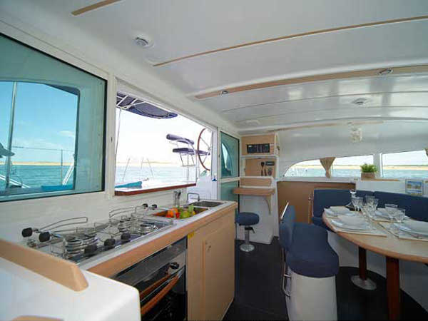 Immagine Lagoon 380