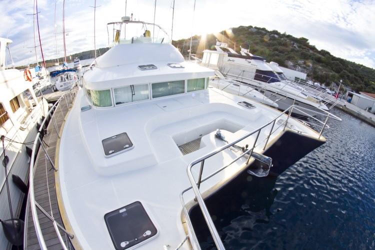 Immagine Lagoon Powercat 43
