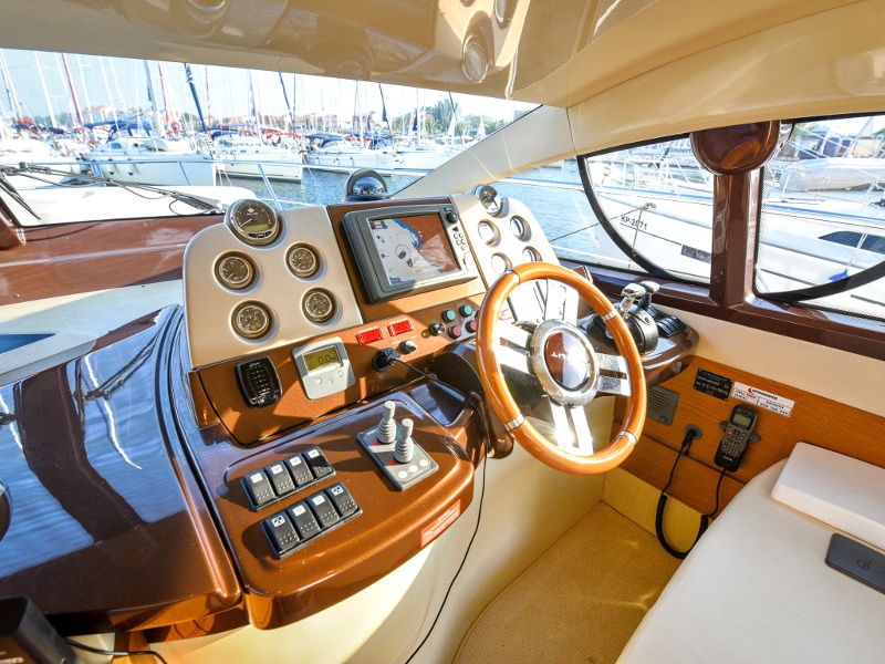 Immagine Azimut 43
