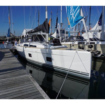 Hanse 418