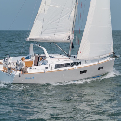 Oceanis 38.1