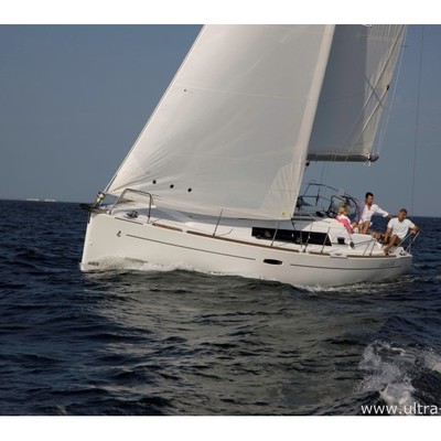 Oceanis 34
