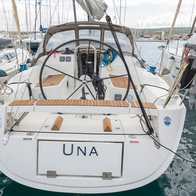 Dufour 34 Performance