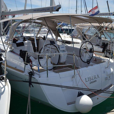 Sun Odyssey 439