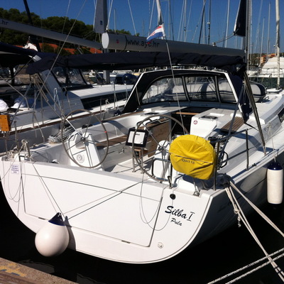 Hanse 445