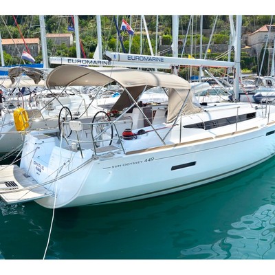 Sun Odyssey 449