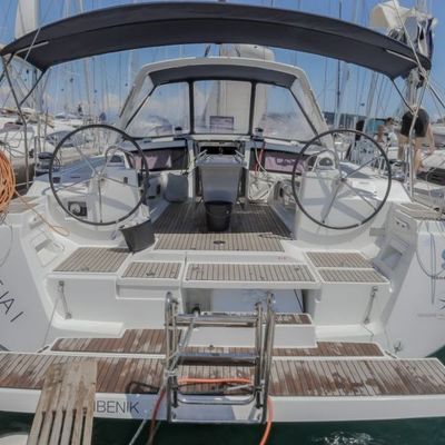 Oceanis 48
