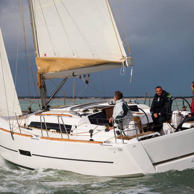Dufour 350 Grand Large