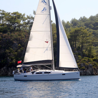 Hanse 385